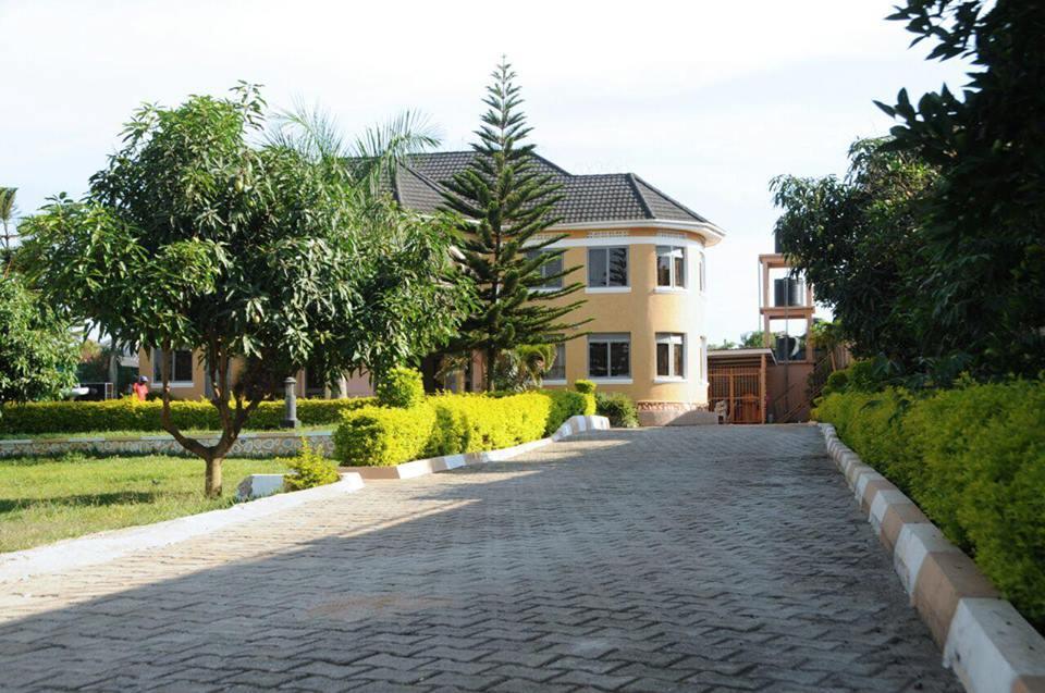 Palace Hotel Mbarara Exterior foto